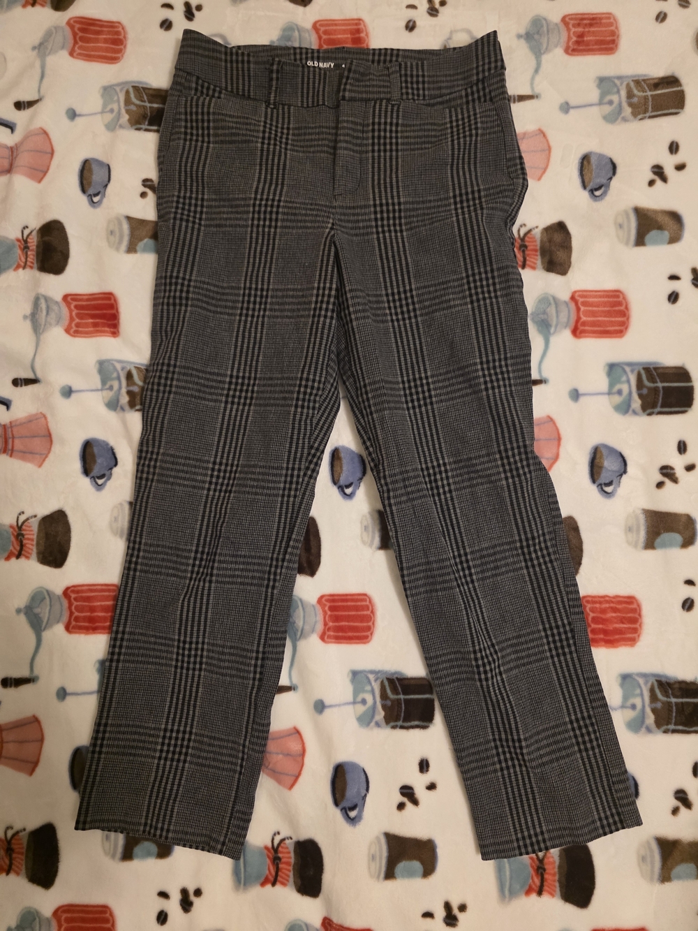 Old Navy High-Rise Pixie Straight
